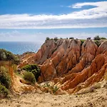 Charming Apartment In Albufeira 60 M² Mountain View