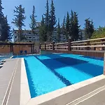 Blue & Yellow Penthouse With Terrace At Balaia Mar
