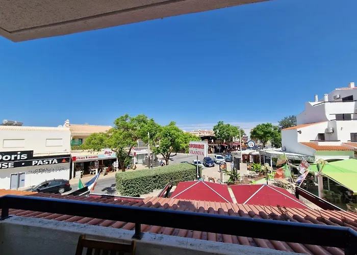 Stunning Apartment Near Clubs