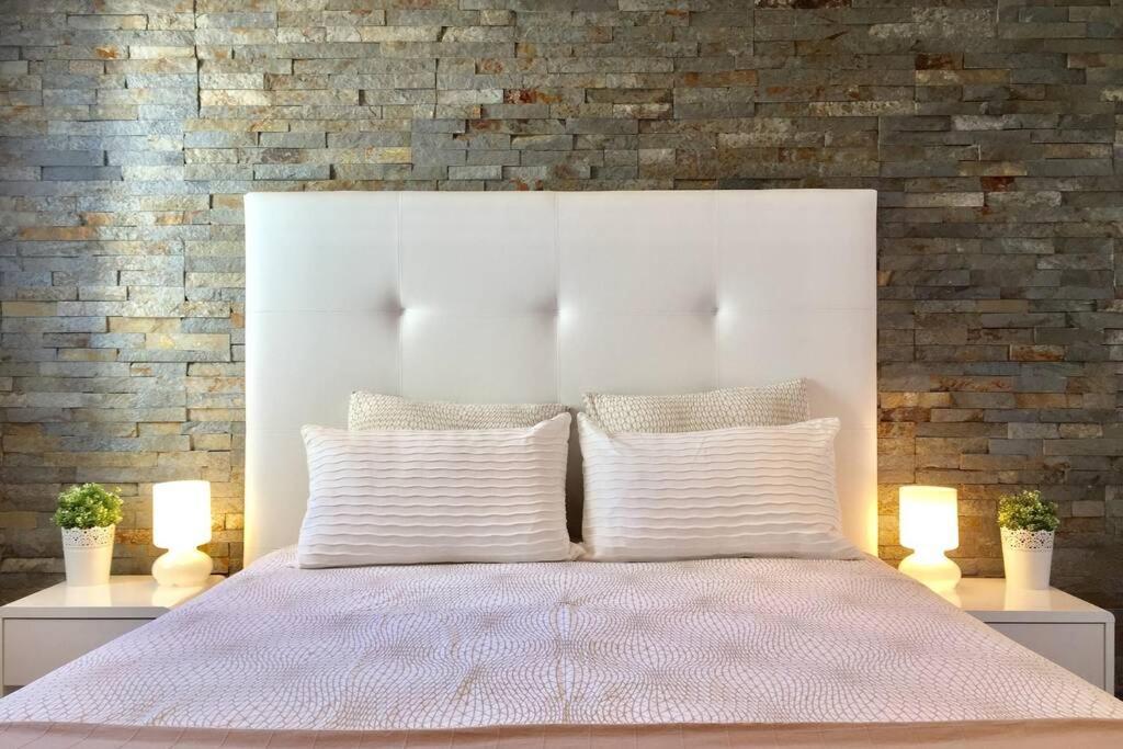 Edifico Ouramar T2 Apartment *