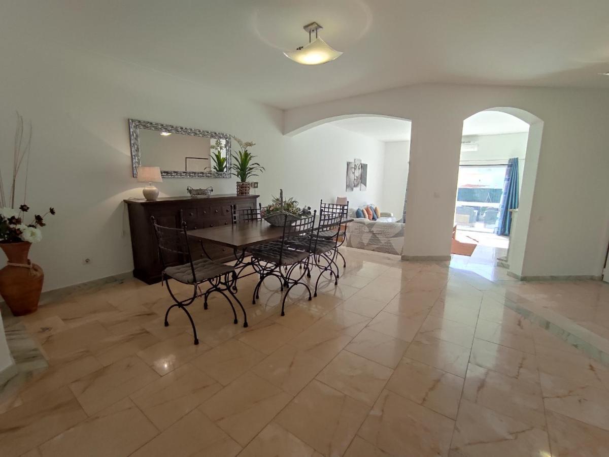 Magna Near The Strip With Bbq, Ac, Balcony, Parking, 4 Tvs And Free Wifi Albufeira