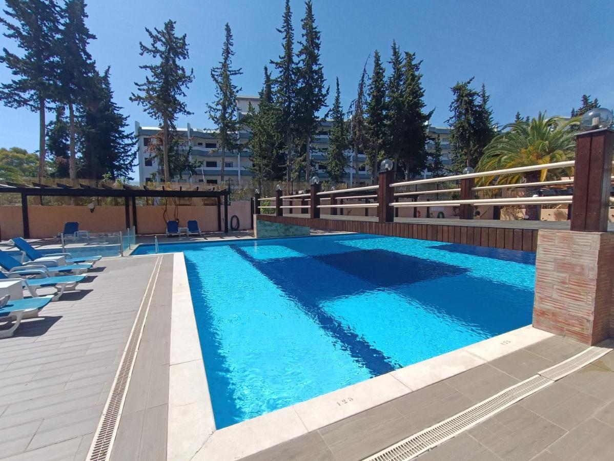 Blue & Yellow Penthouse With Terrace At Balaia Mar *