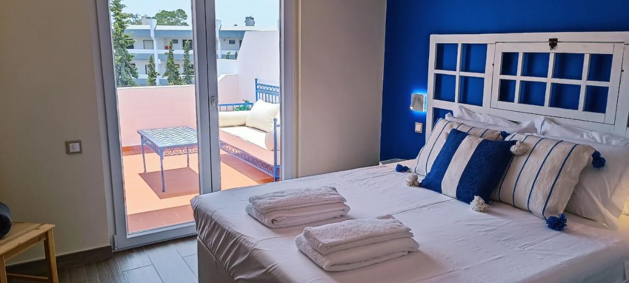 Apartment Blue & Yellow Penthouse With Terrace At Balaia Mar