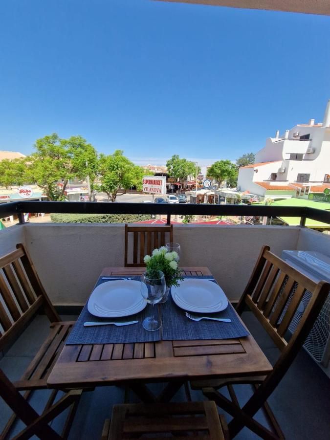 Stunning Near Clubs Apartment *
