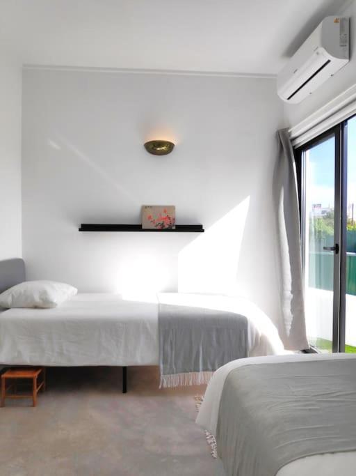 Apartment Airy 3br, Ac, Garden, 2min Strip, 8min Oura *