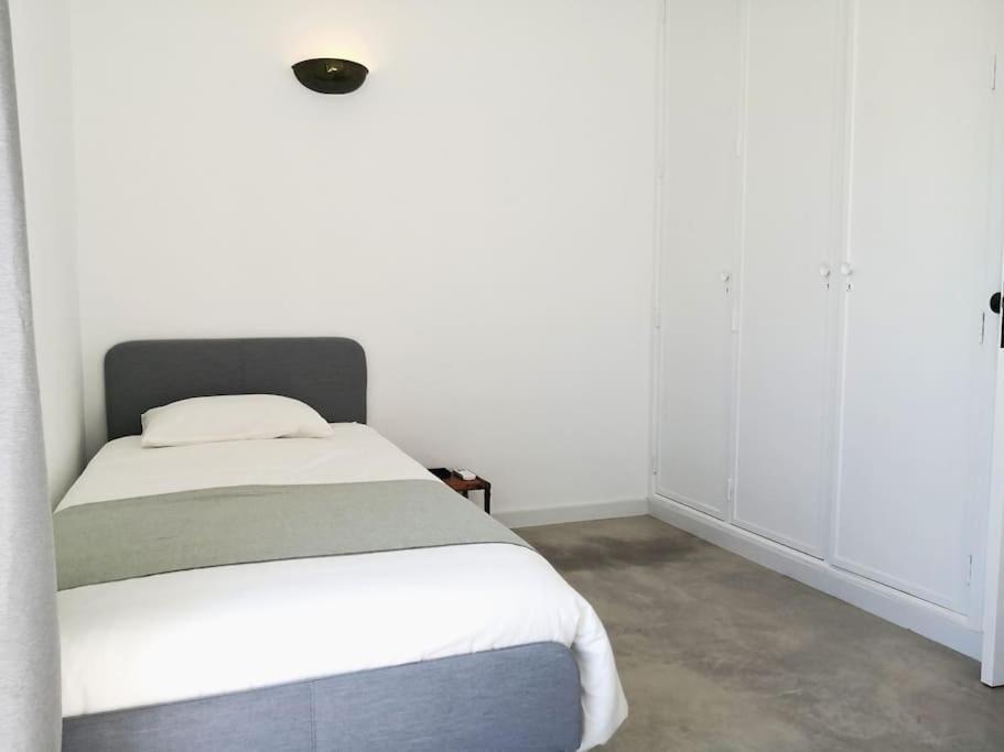 Airy 3br, Ac, Garden, 2min Strip, 8min Oura Albufeira
