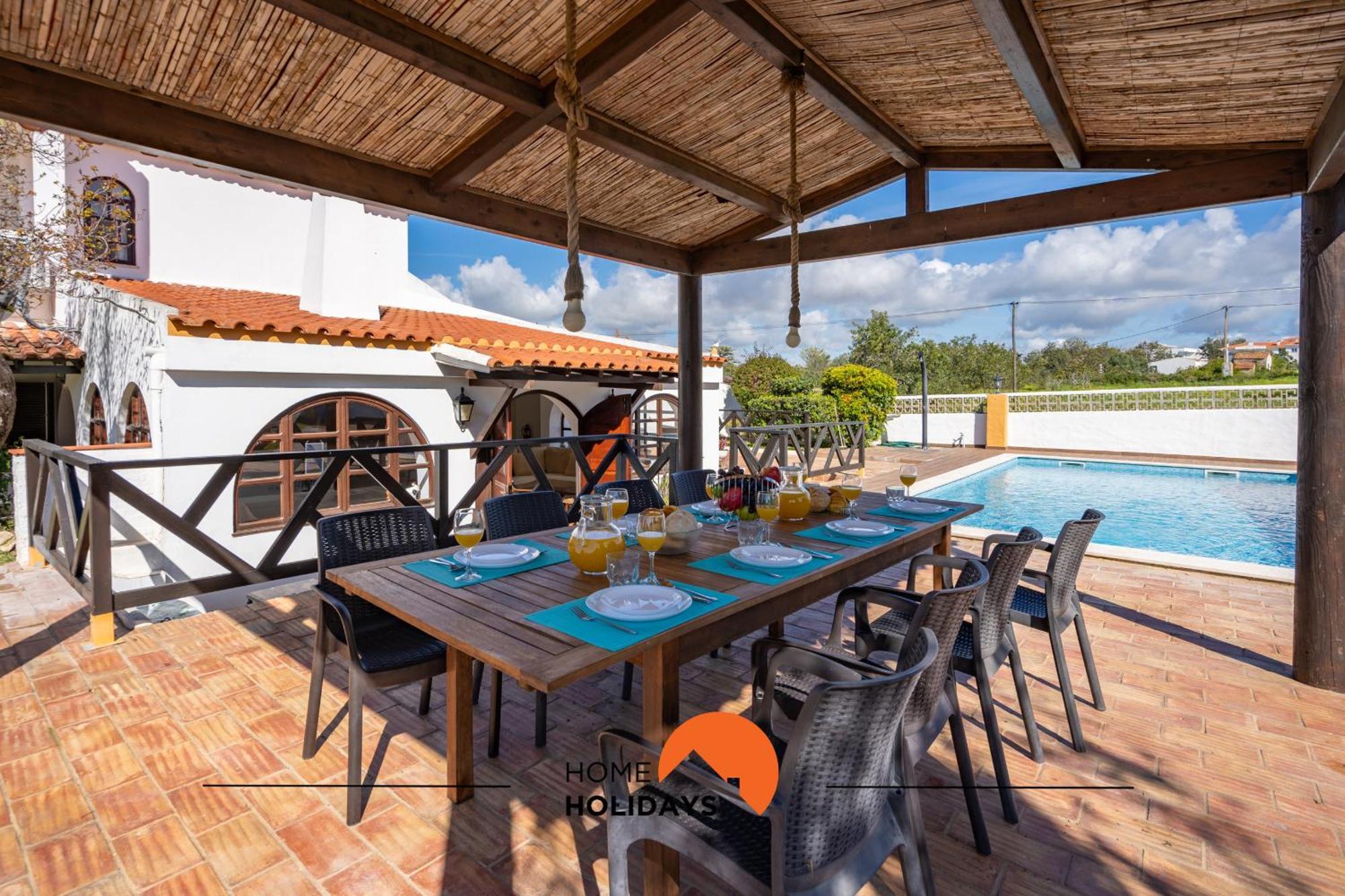 Villa #213 Roja Pe By Holidays