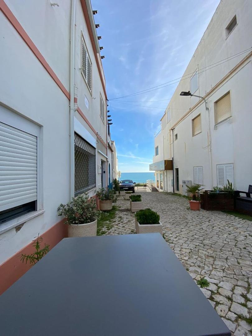 Beachfront Rc Apartment Albufeira