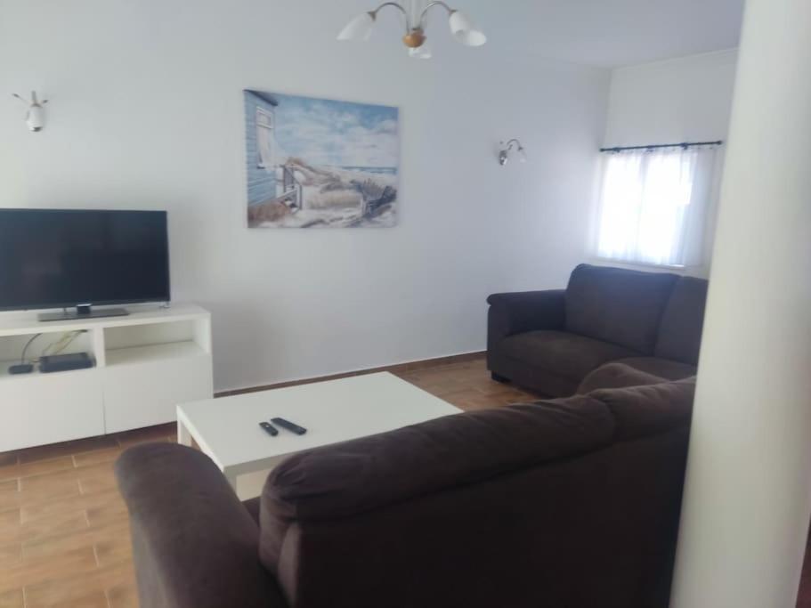 Villa Central Location 3 Bedroom *
