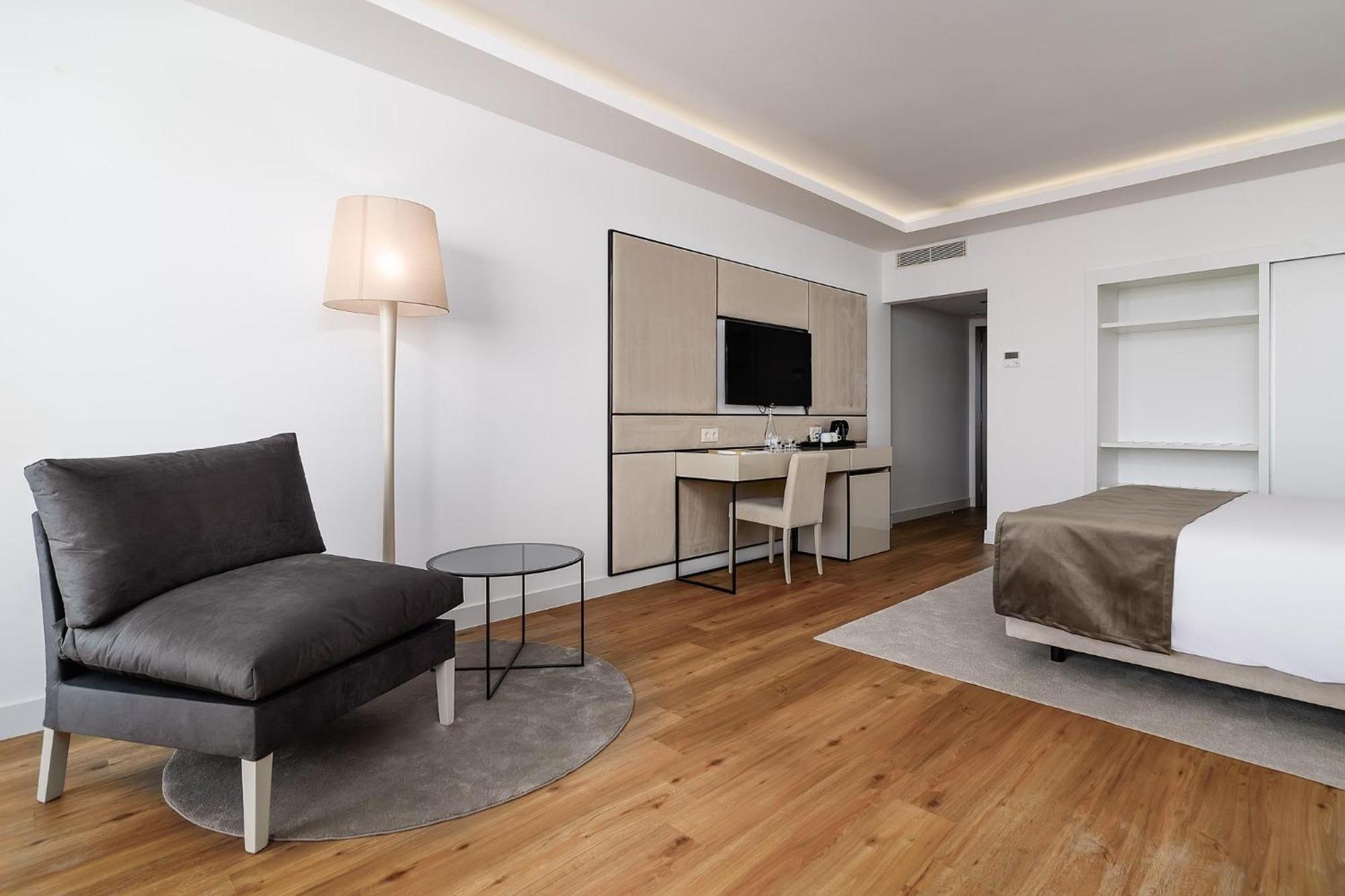 Jupiter Hotel 5*