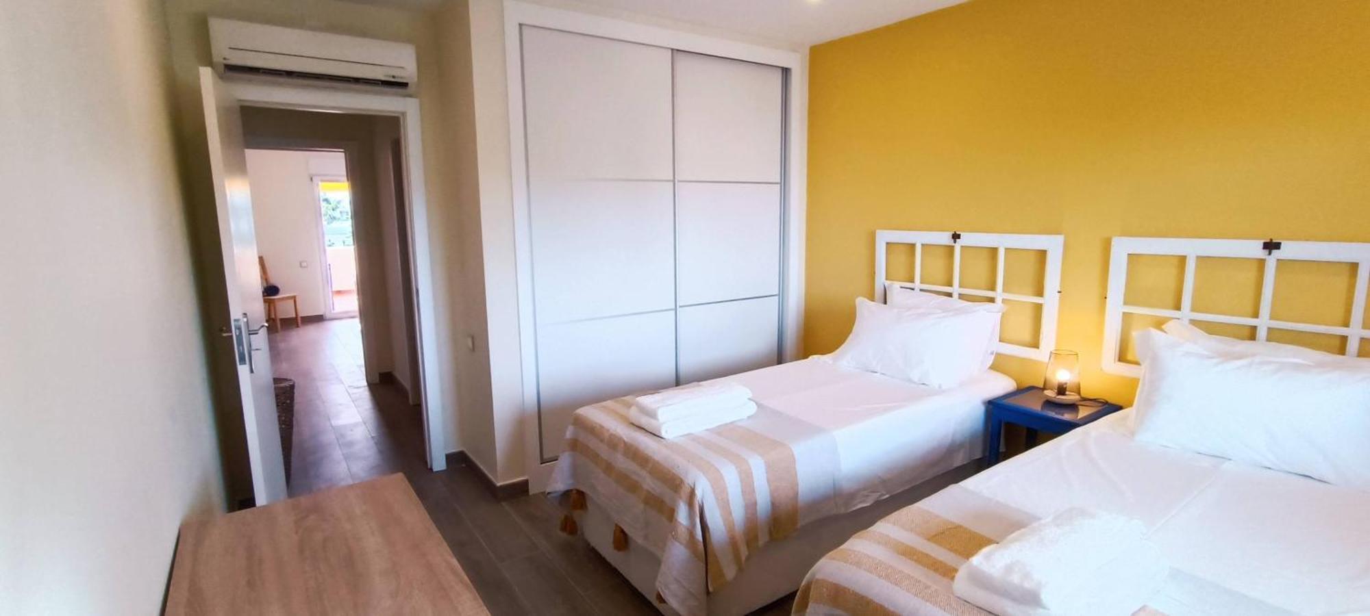 Blue & Yellow Penthouse With Terrace At Balaia Mar Apartment Albufeira
