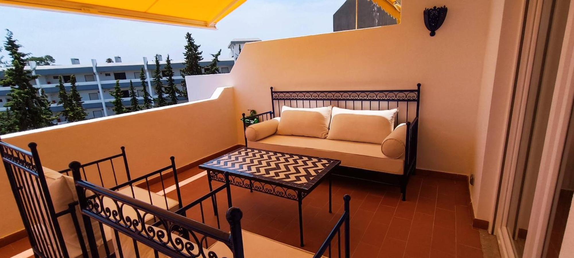 Blue & Yellow Penthouse With Terrace At Balaia Mar Apartment *
