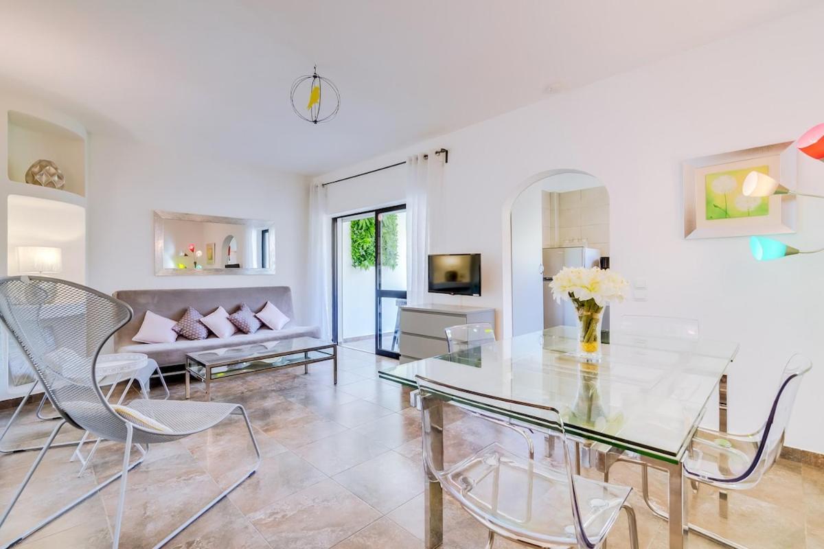 Apartamento Superbe With Pool