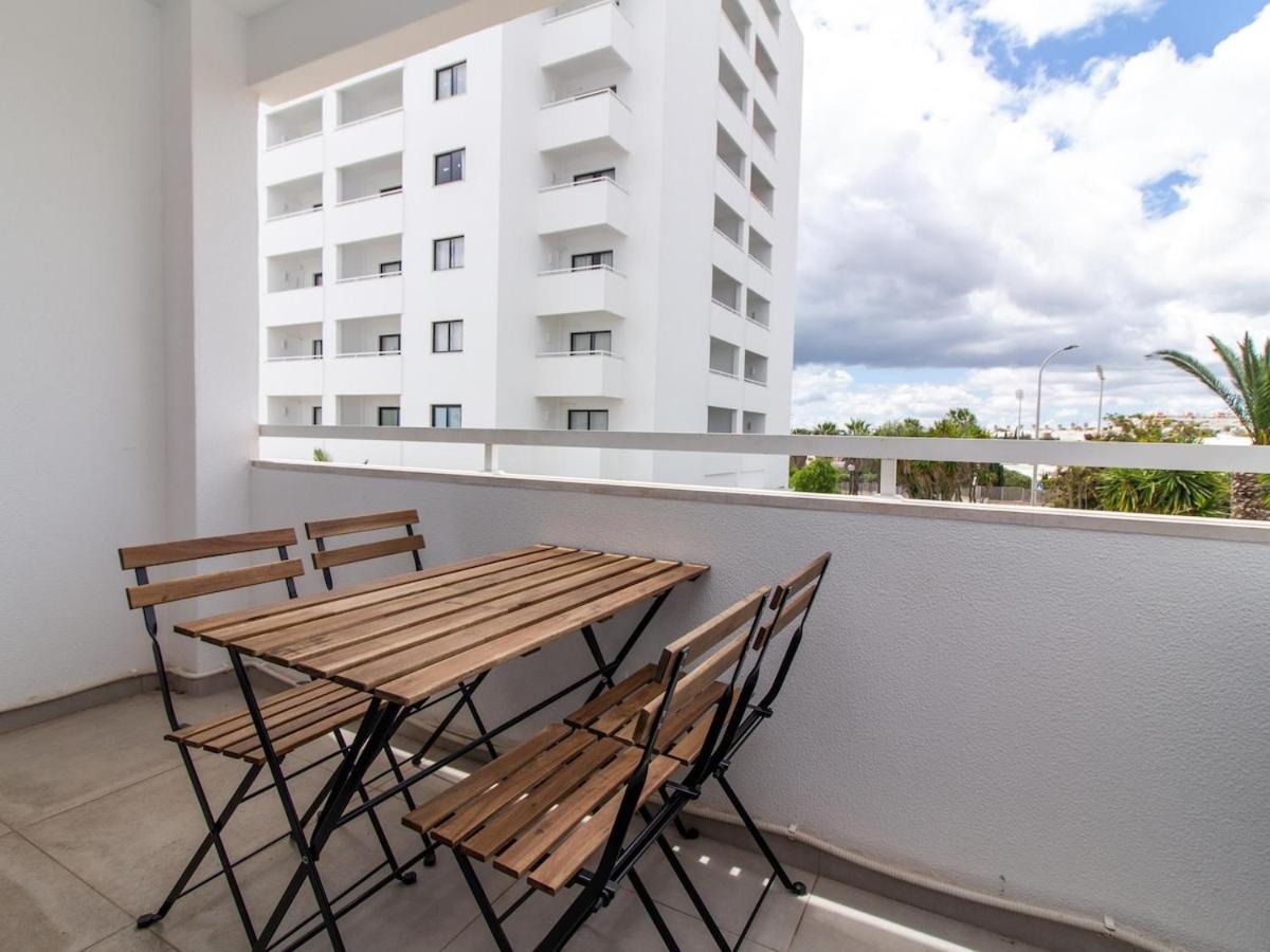 Janelas Do Mar Apartment