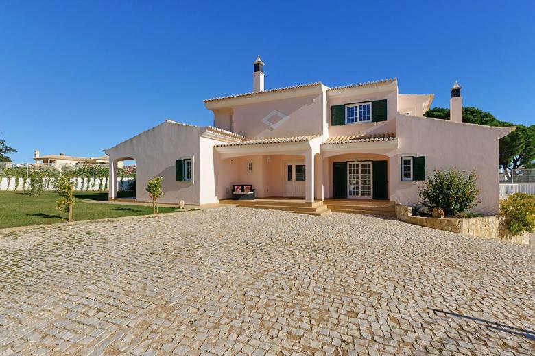 Villa Mikael *