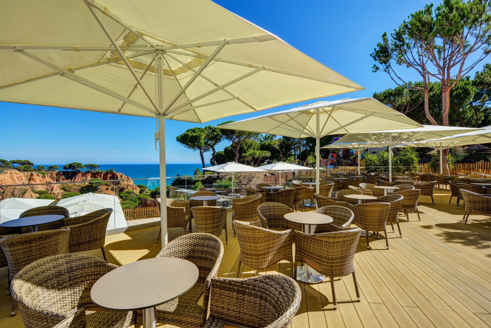 Apart-hotel 3hb Falesia Garden