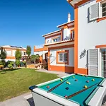 Vila de 4 Quartos em Albufeira