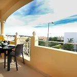 Villa Alice - Free Wifi & Air Co & Swimming Pool - By Bedzy