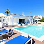 Villa Namora - Private Swimming Pool & Hot Jacuzzi