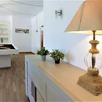 Villa Namora - Private Swimming Pool & Hot Jacuzzi