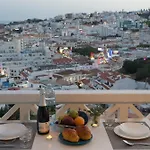 Corte-Real Ocean View Apartment