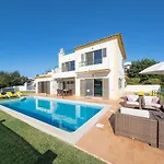 Villa Ivy