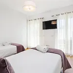 Elle Design Villa By Ocvillas