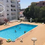 Velamar Praia 411 - 300m da praia