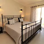 Ocean View Hydrangea - 2 Bedroom Apartment At Sao Rafael Beach, Albufeira