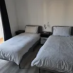 Large Villa - Private Pool - 6 Bedrooms