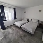 Oura - Large Villa - Private Pool - 5 Bedrooms
