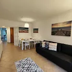 Albufeira Valley 2 With Pool By Homing