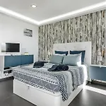 Lagoon Bleue