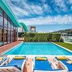 Villa Malibu Marina