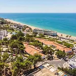 Central Town 2-Bedroom Apartment Albufeira
