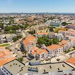 Central Town 2-Bedroom Apartment Albufeira