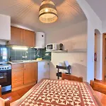 Beguest Oura Vilanova Apartment