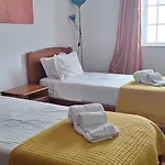 Manu\'S Place