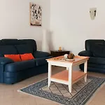 Filipas Apartment By Algarkasa
