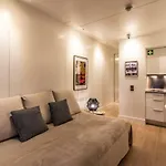Bmyguest - Oura Beach Studio I