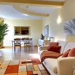 Marina Ocean Residence