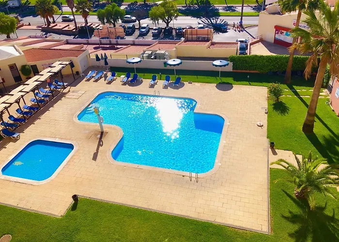 Caporizon Appartement Magnifique Vue Mer Et Piscine Plein Centre Albufeira