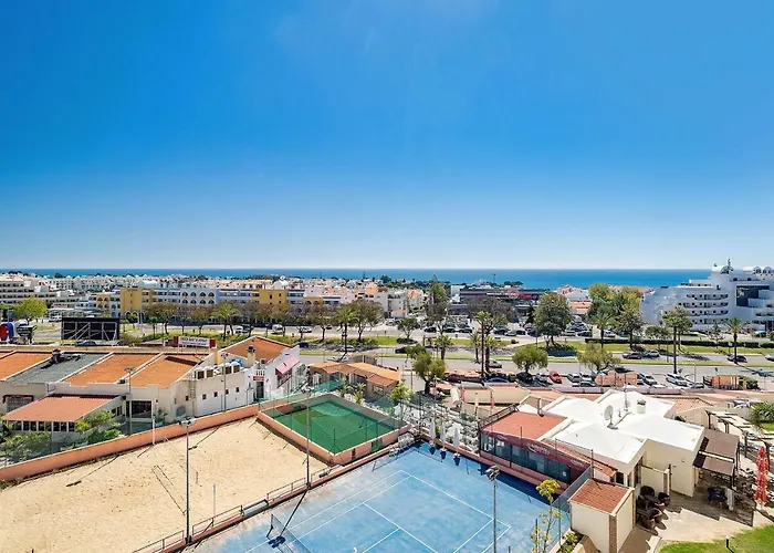 Lovelystay - Bela Vista 3Bdr Duplex Penthouse With Pool