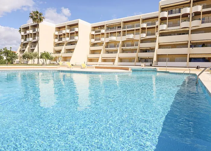 Apartamento Palmeira D01E - 600m From the Beach - FREE WIFI - BY BEDZY