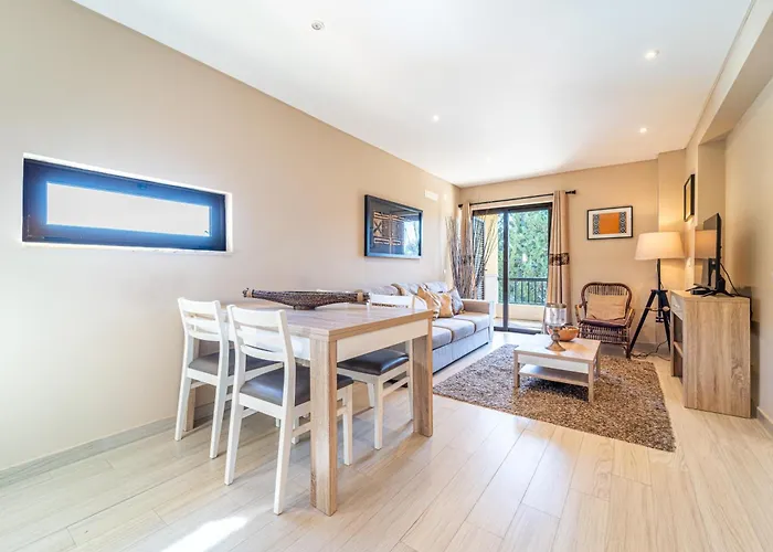 Passport Beach Apartment - 201 By Hellovacations