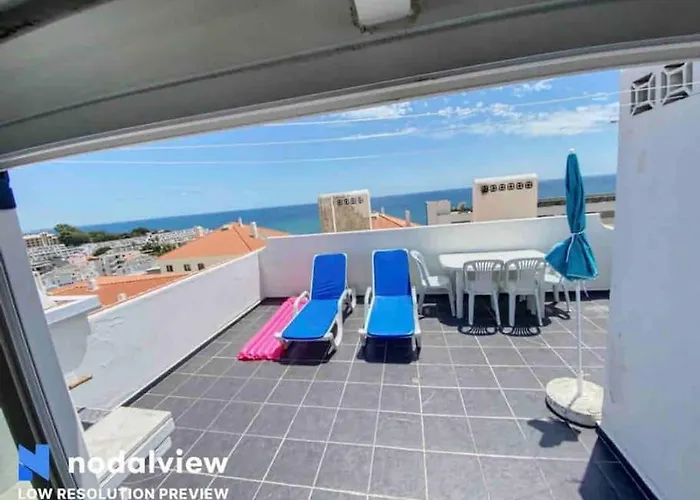 Rooftop Everest : Vue Mer Panoramique Amazing
