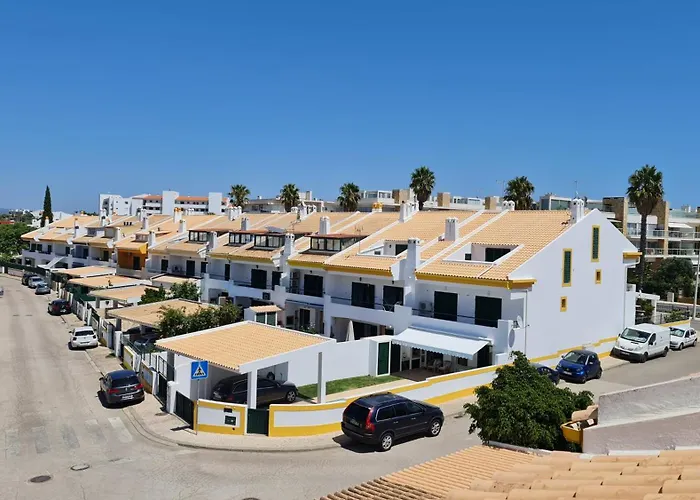 Villa V3 - Vale Pedras