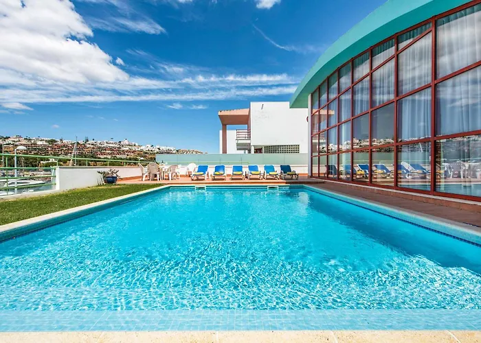 Villa Malibu Marina
