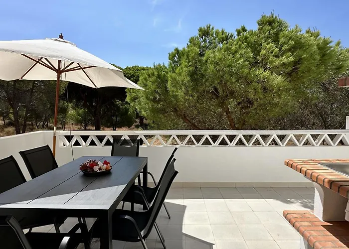 Pine Cliffs By Check-In Portugal