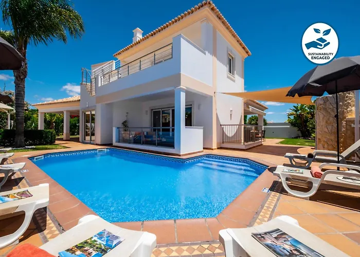 Villa Laguna Escape